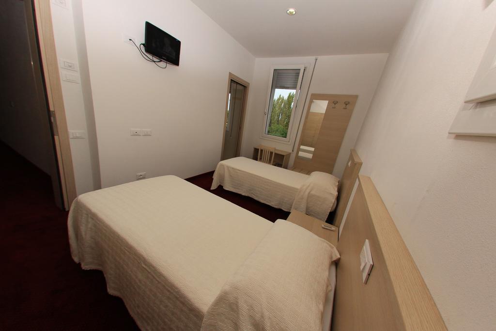 Park Hotel Italia Tezze sul Brenta Bilik gambar