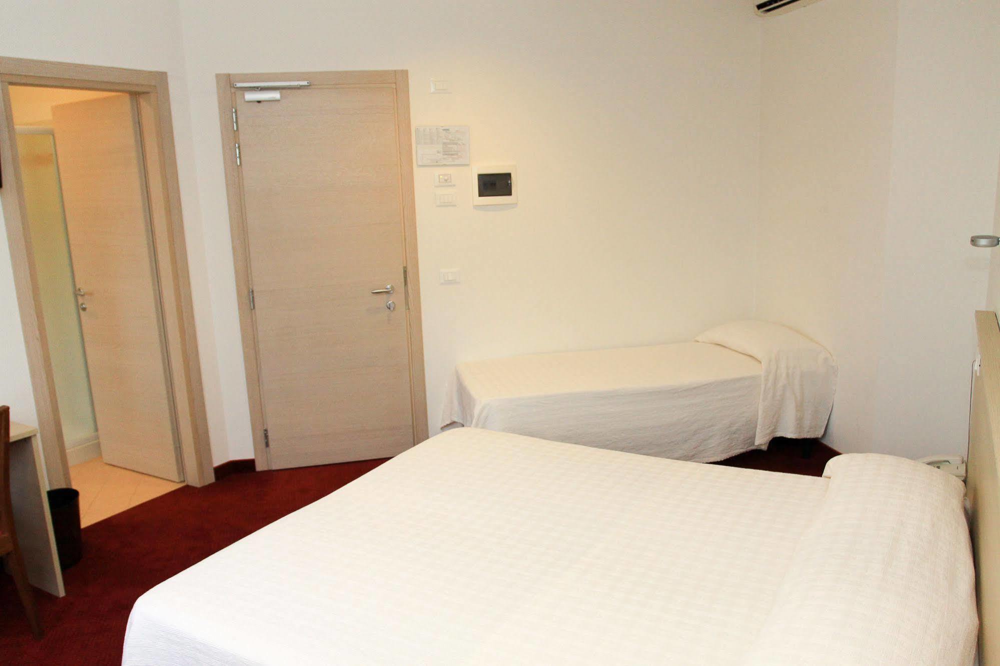 Park Hotel Italia Tezze sul Brenta Luaran gambar